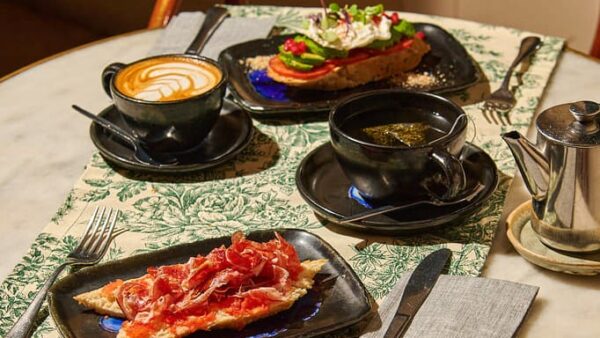 サンライズツアー（早朝ツアー）＆朝食セットチケット